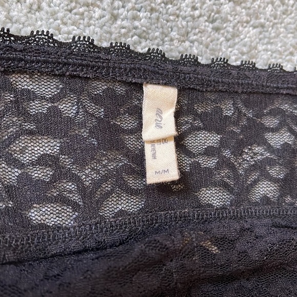 Lace Bandeau - Picture 3 of 3